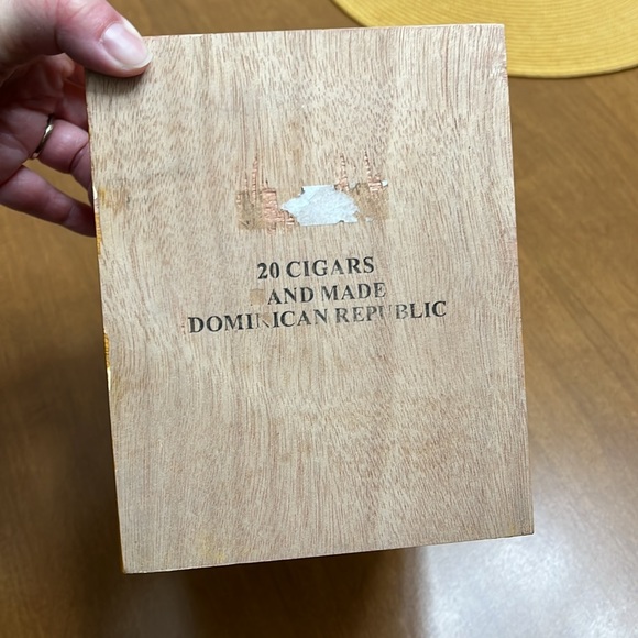 Cigar box - Picture 3 of 4